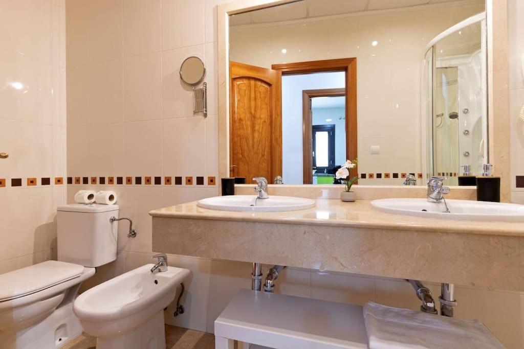 Jdcbi - Peaceful Lovely Apartment In City Center Sevilla Bagian luar foto