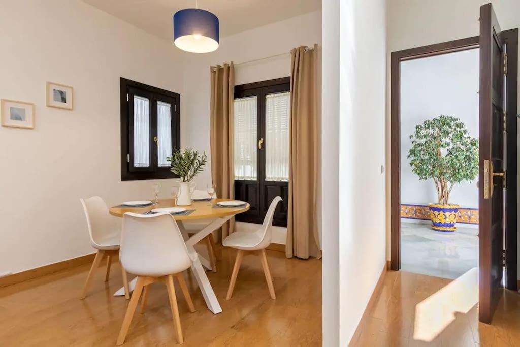 Jdcbi - Peaceful Lovely Apartment In City Center Sevilla Bagian luar foto